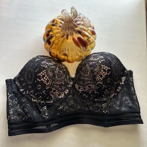 VICTORIAS SECRECT VERY SEXY BRA 32B